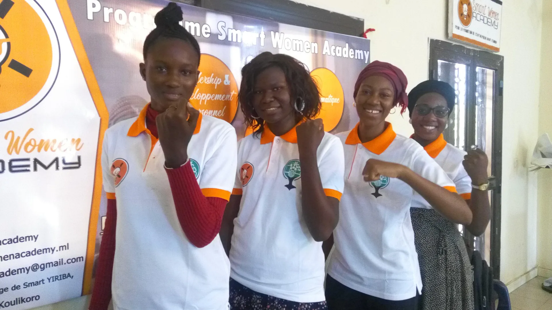 Groupe de participantes réunies lors d’un événement
