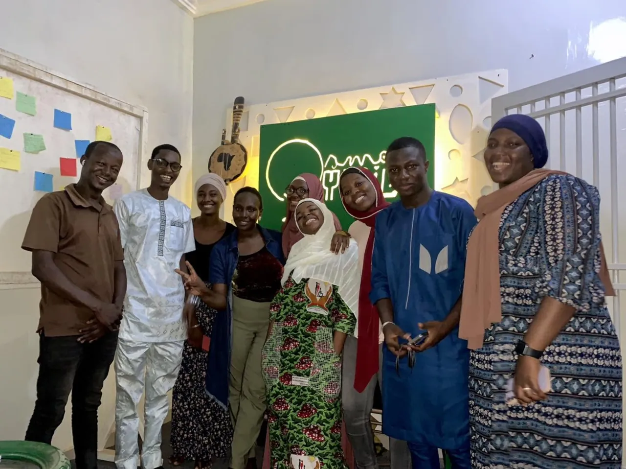 Groupe de participants dans les locaux de Smart YIRIBA