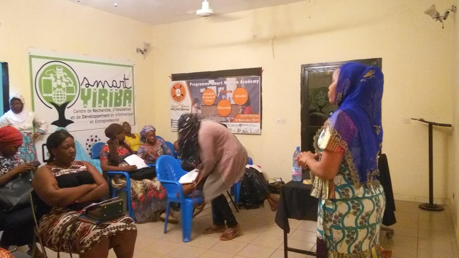 Participants réunis lors d’un atelier de Smart YIRIBA